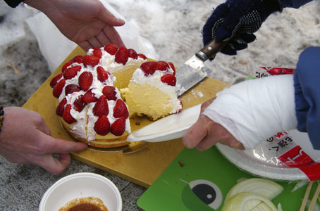 ケーキ切り分け